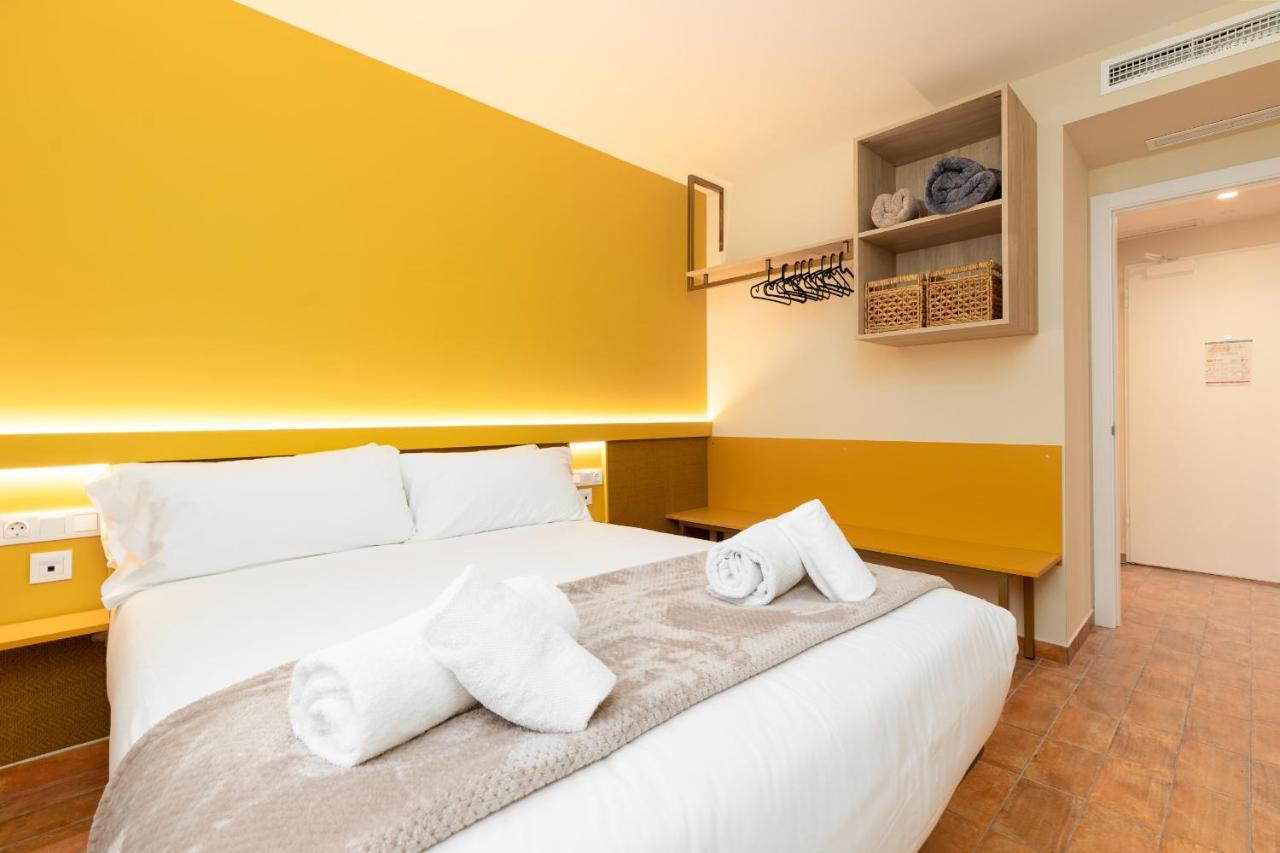 Apartamentos Las Ciencias K Valensiya Dış mekan fotoğraf