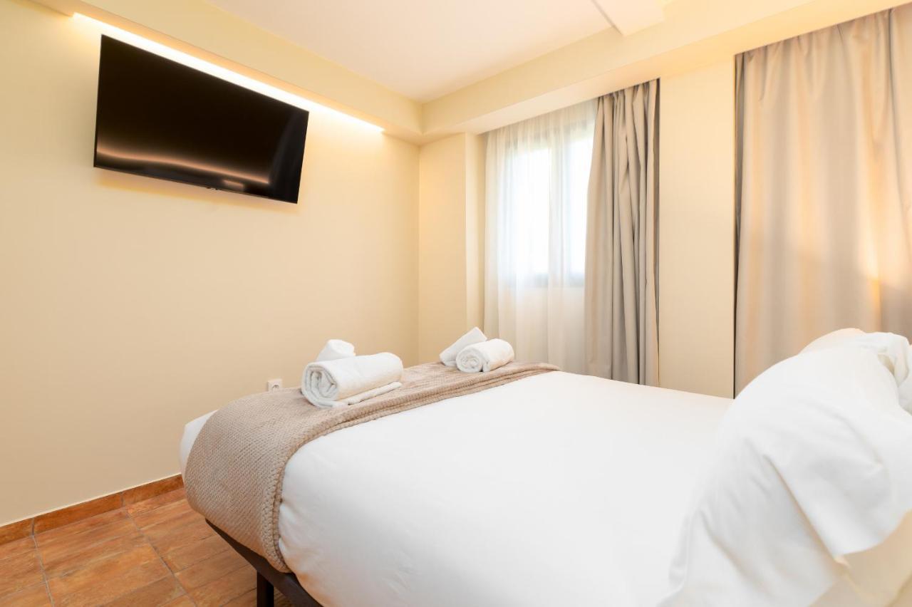 Apartamentos Las Ciencias K Valensiya Dış mekan fotoğraf